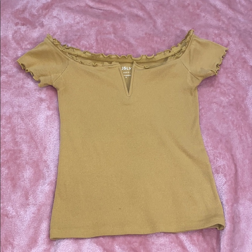 Aero off the shoulder top